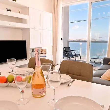 Exceptional Sea View - Happy